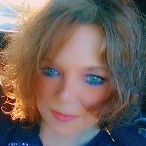 Meet your Posher, Heidi gallagher